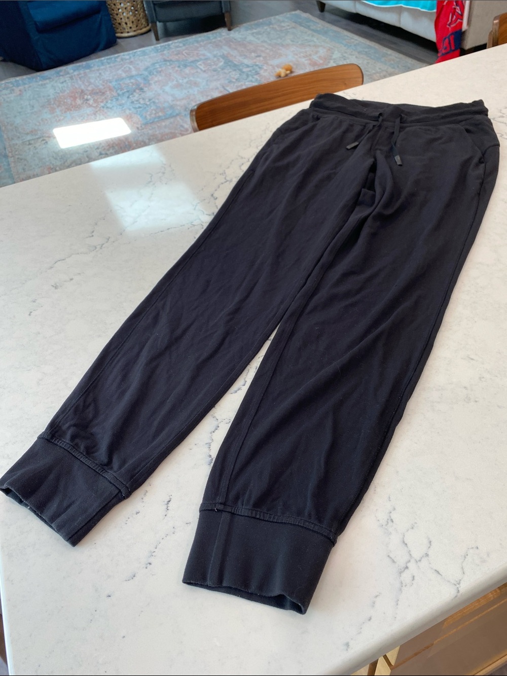 Women’s Lululemon Black Jogger Pants - Comfortable Drawstring Sweatpants -size 6
